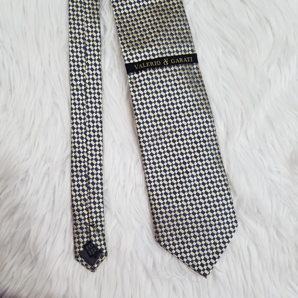 VALERIO GARATI New!!  Gold and Blue Silk Tie, 100% Silk. - Picture 5 of 10